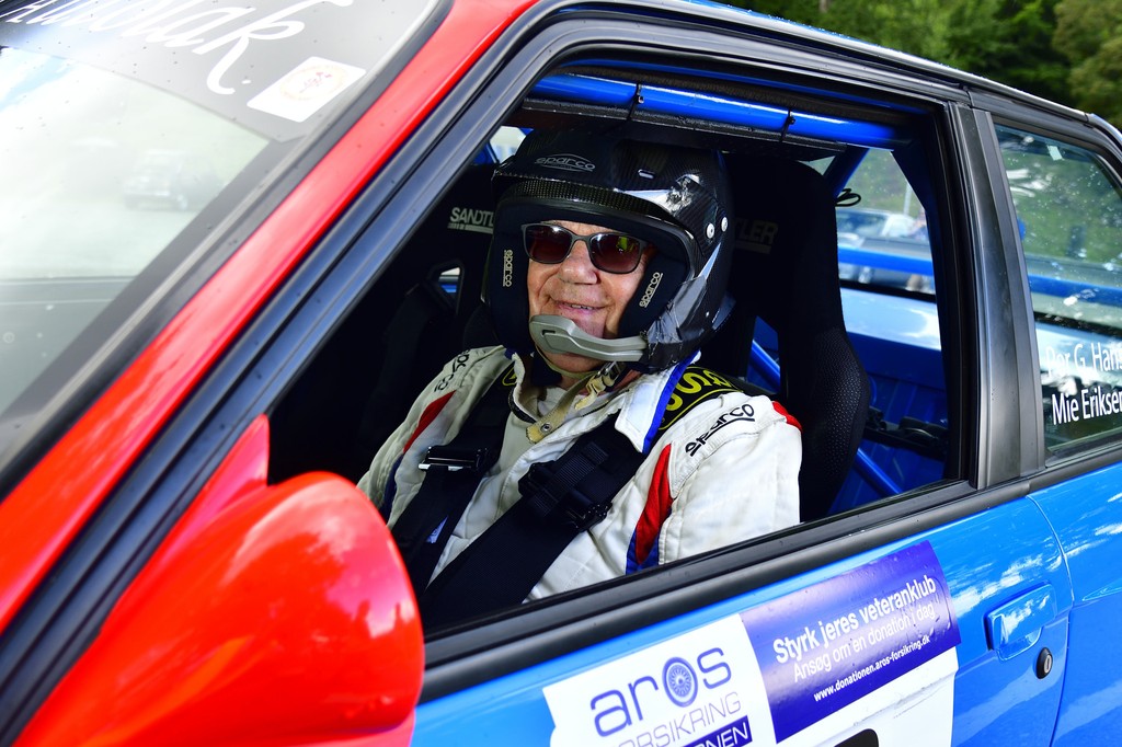 Per G. Hansen fra Ringsted stiller op i Munkebjerg Hillclimb i sin potente BMW M3 fra 1987. Han har endnu en sejr til gode i det stjernebesatte løb, skal det blive i år?
(Foto: Michael Eisenberg)